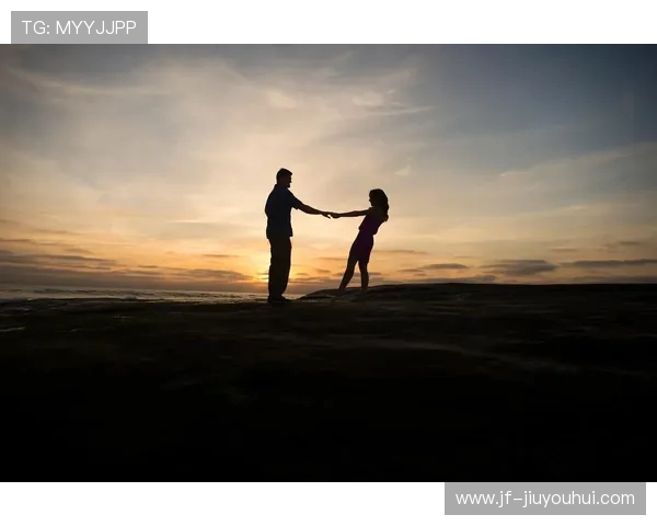 足球场上爱的旋律：情侣专属背景音乐打造浪漫时刻